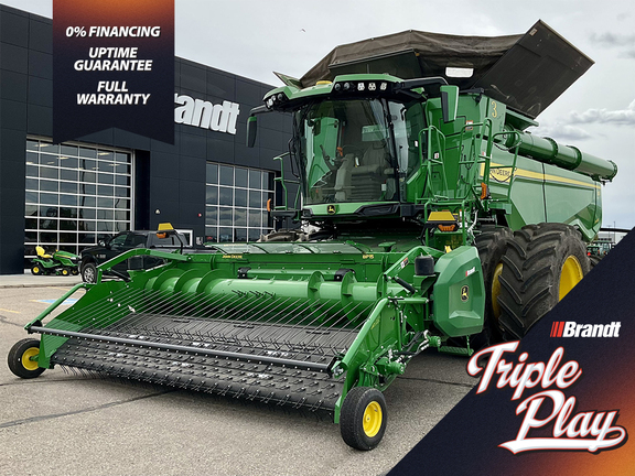 Photo of a 2023 John Deere X9 1000