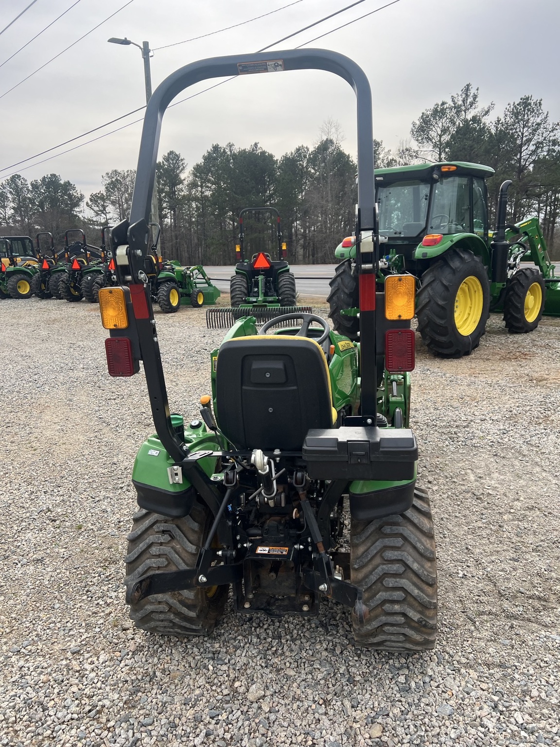2021 John Deere 1023E Image 5