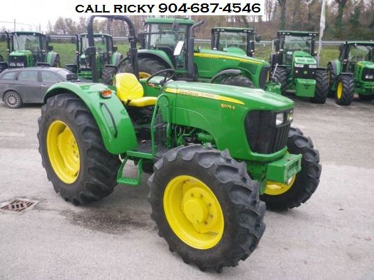 2025 John Deere 5075E Image 2