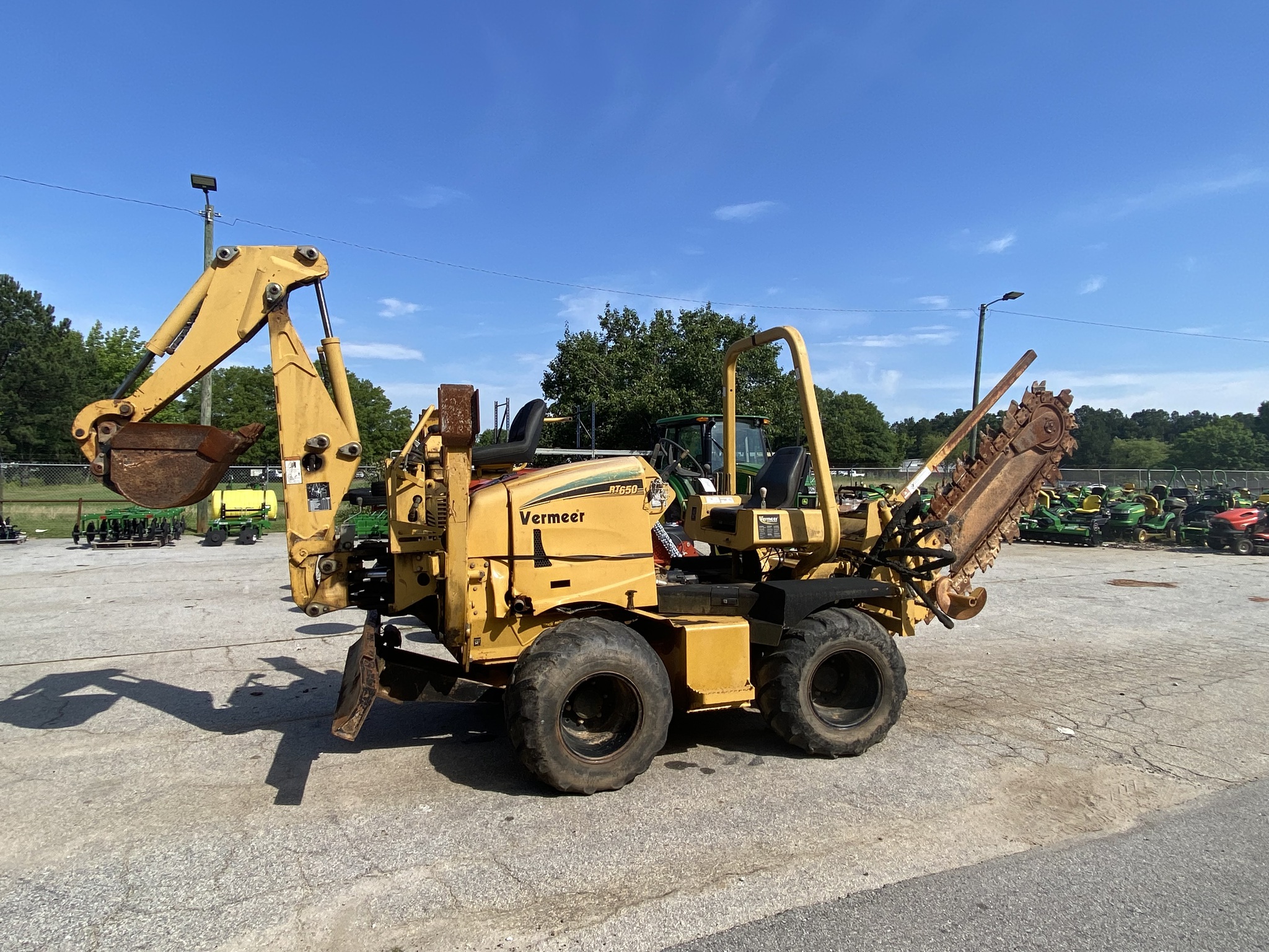 2001 Vermeer RT650 Image 2