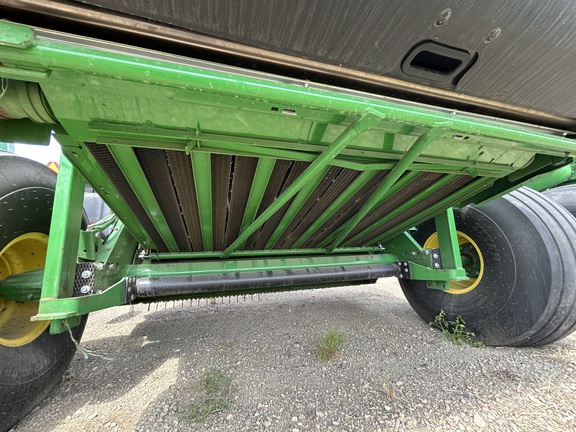 Used 2023 John Deere 560M Round Balers at Horizon Ag & Turf in Lloydminster, AB - Photo7
