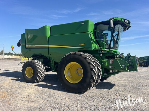 Photo of 2024 John Deere S780