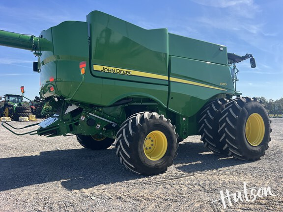 Photo of 2024 John Deere S780