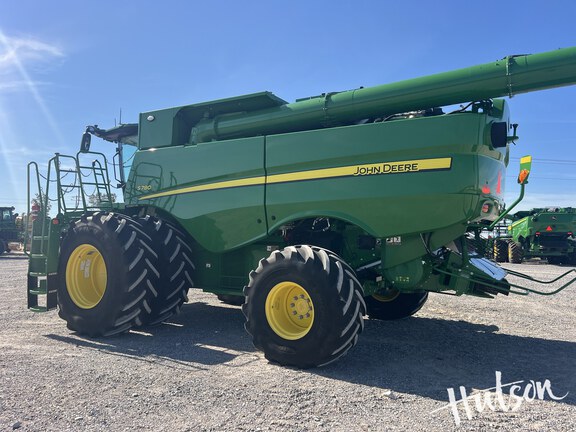 Photo of 2024 John Deere S780