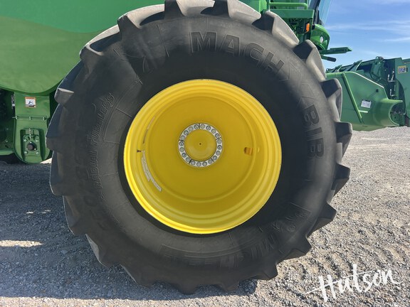 Photo of 2024 John Deere S780