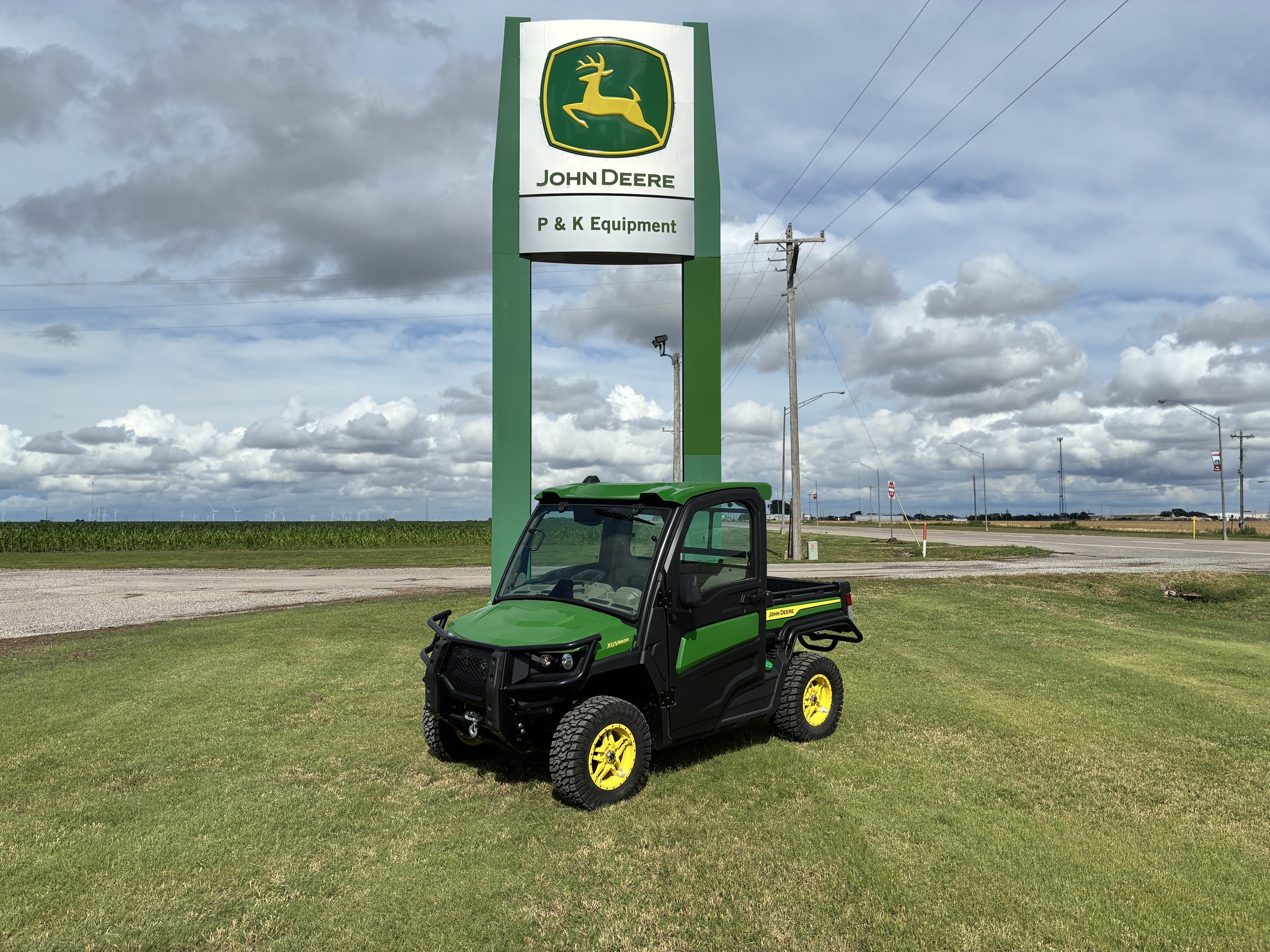2023 John Deere XUV 865R Image 1