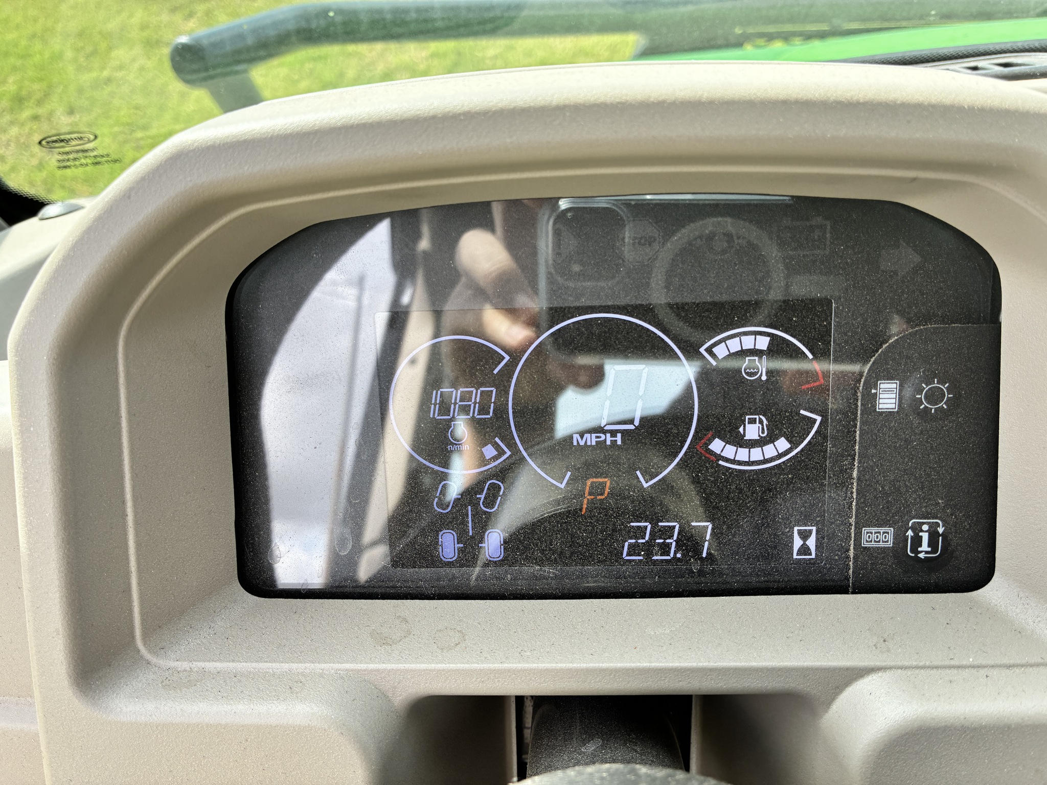 2023 John Deere XUV 865R Image 10