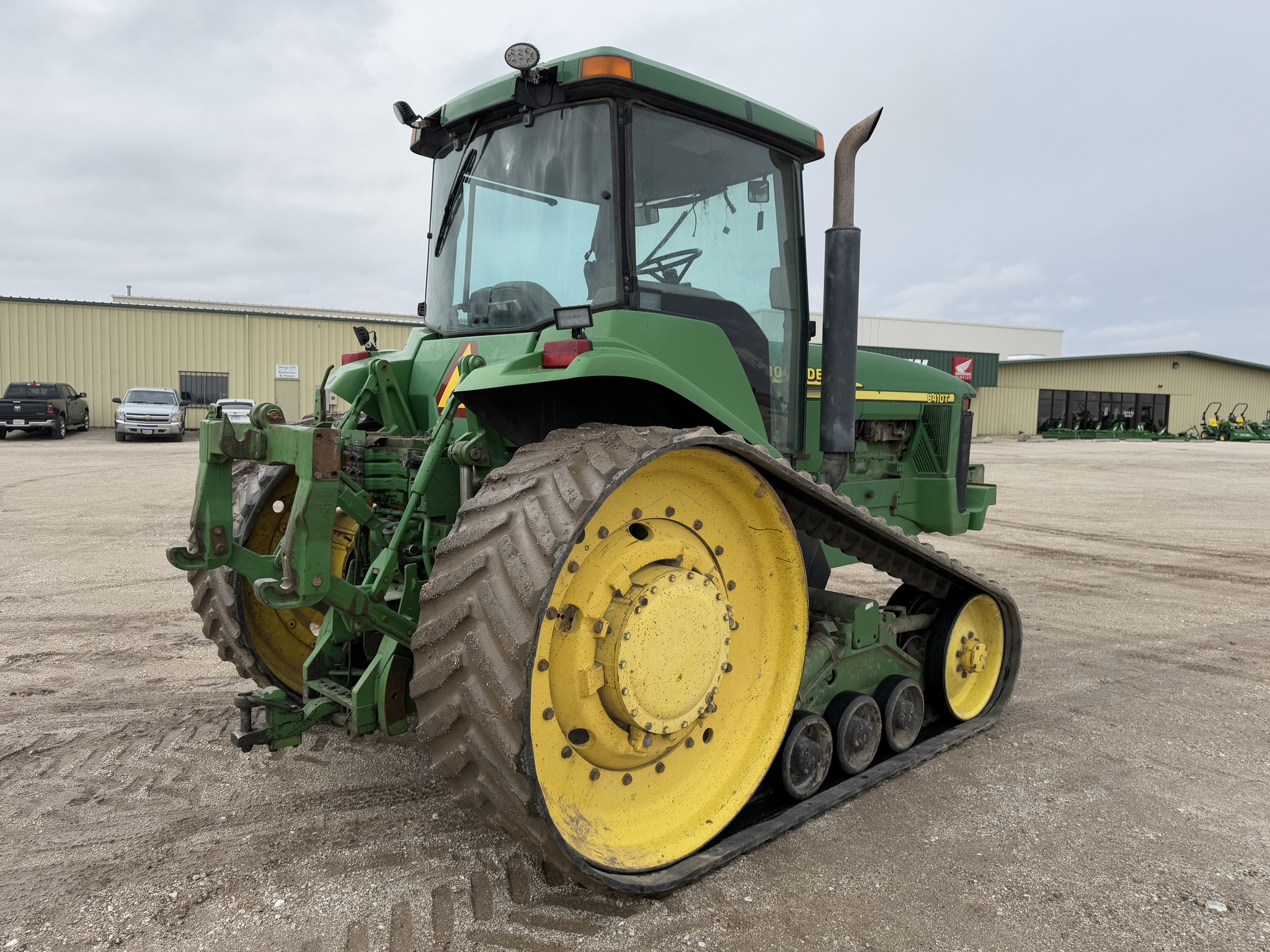  2001 John Deere 8410T at Heritage Tractor in Galesburg, IL