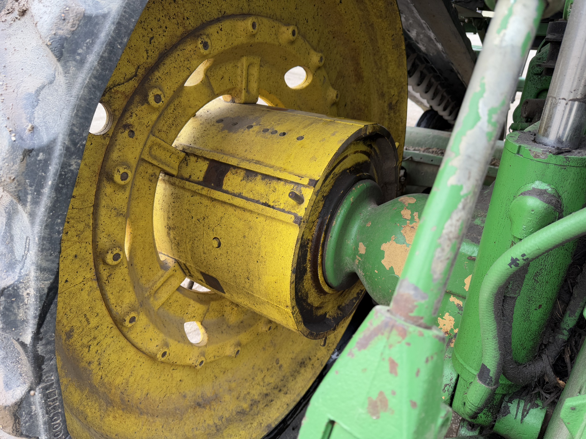  2001 John Deere 8410T at Heritage Tractor in Galesburg, IL