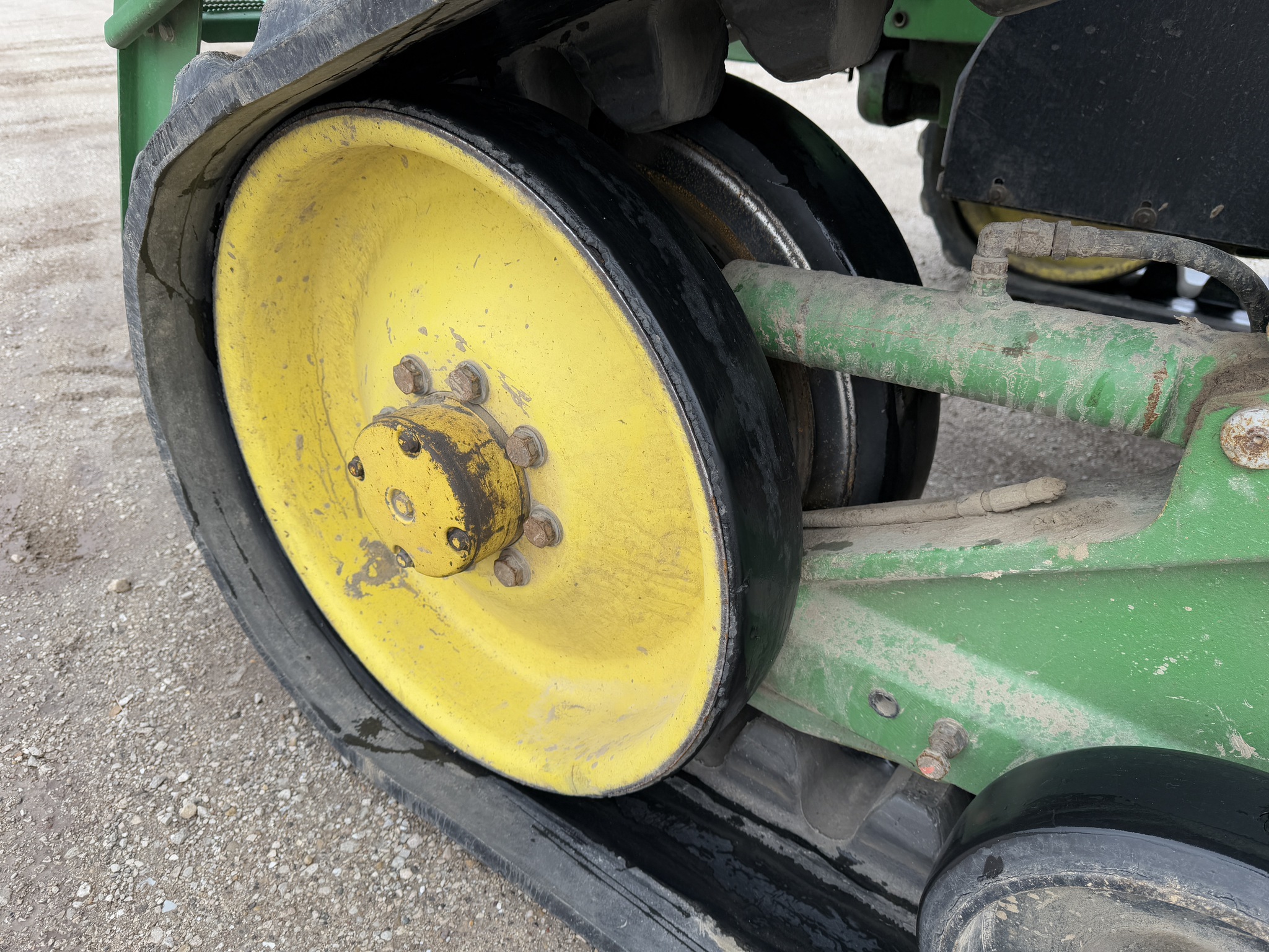  2001 John Deere 8410T at Heritage Tractor in Galesburg, IL