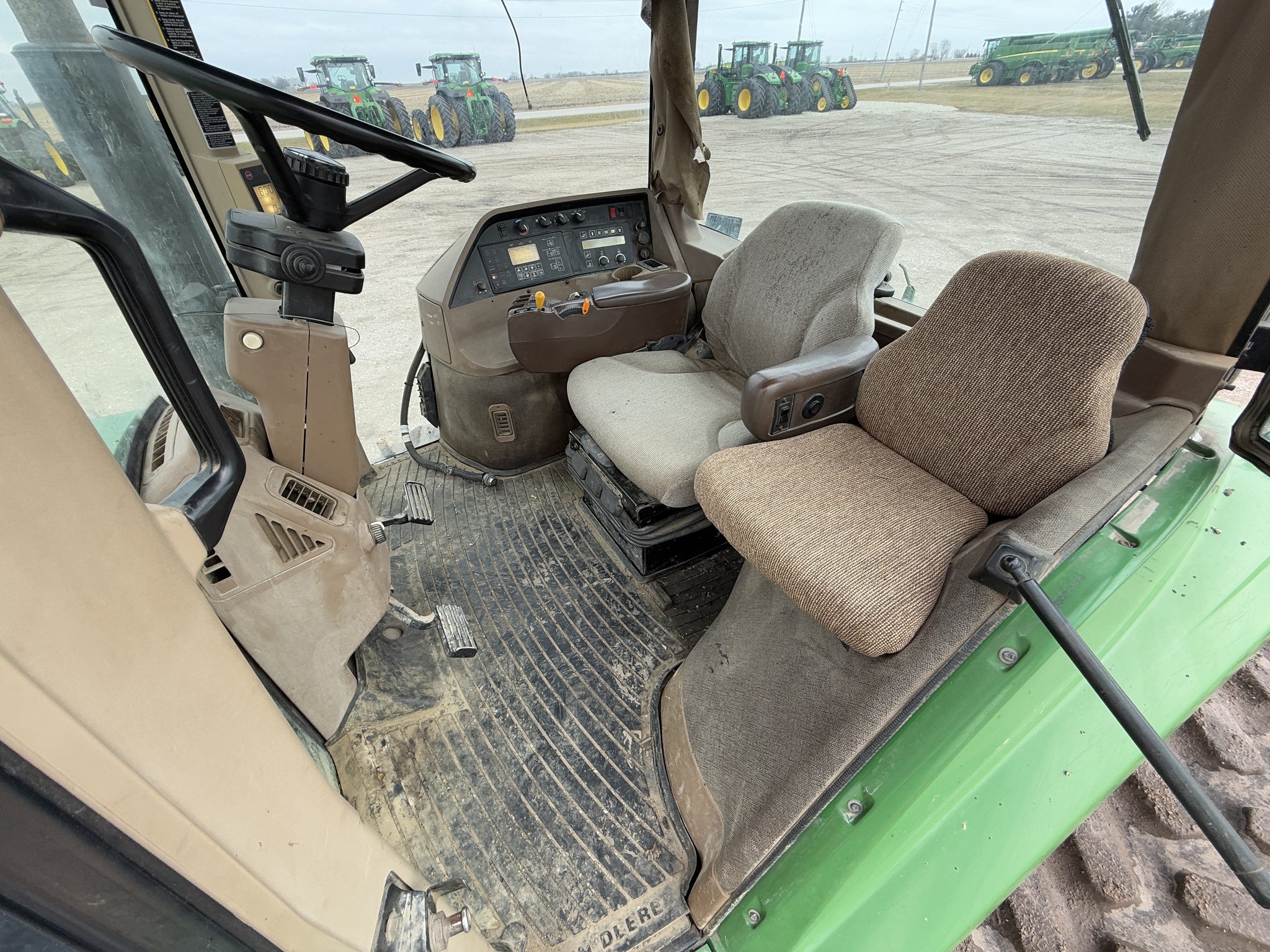  2001 John Deere 8410T at Heritage Tractor in Galesburg, IL