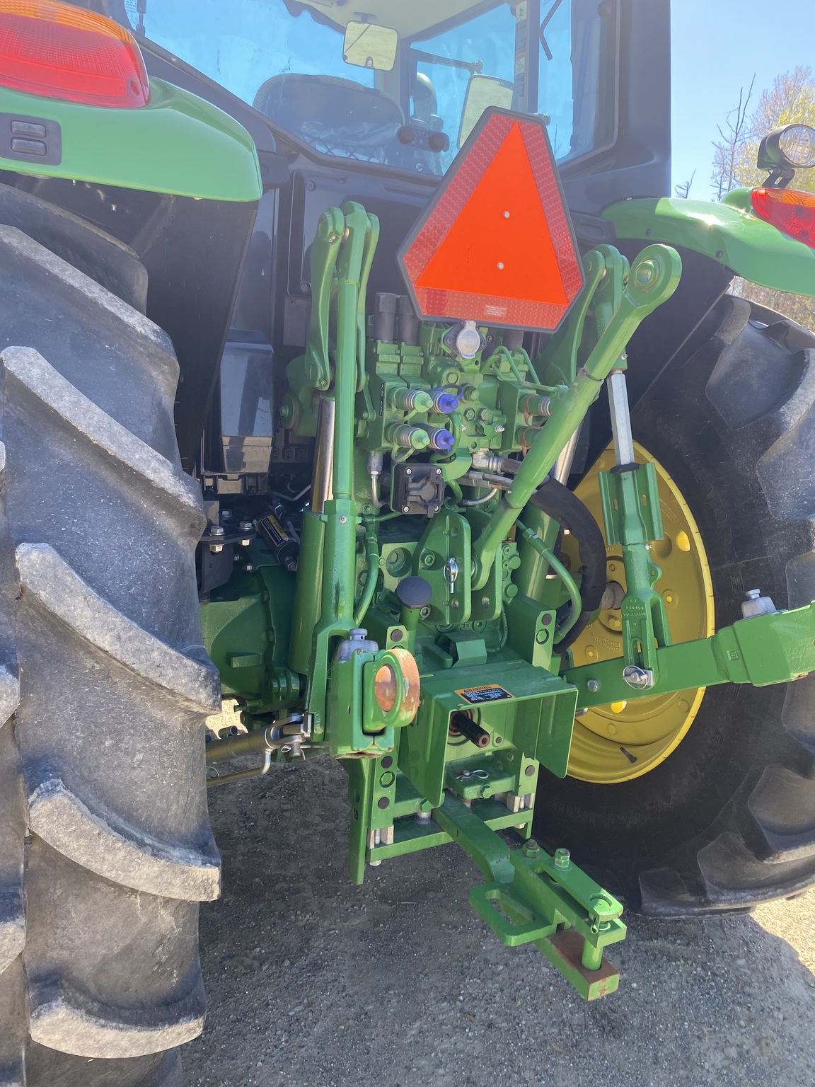 2024 John Deere 6110M Image 8