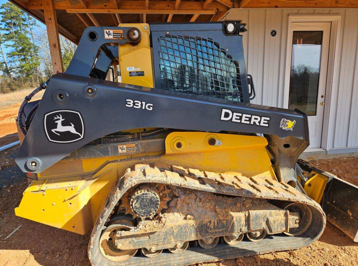 2023 John Deere 331G Image 4