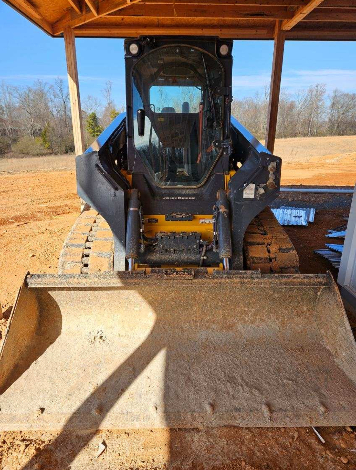 2023 John Deere 331G Image 5