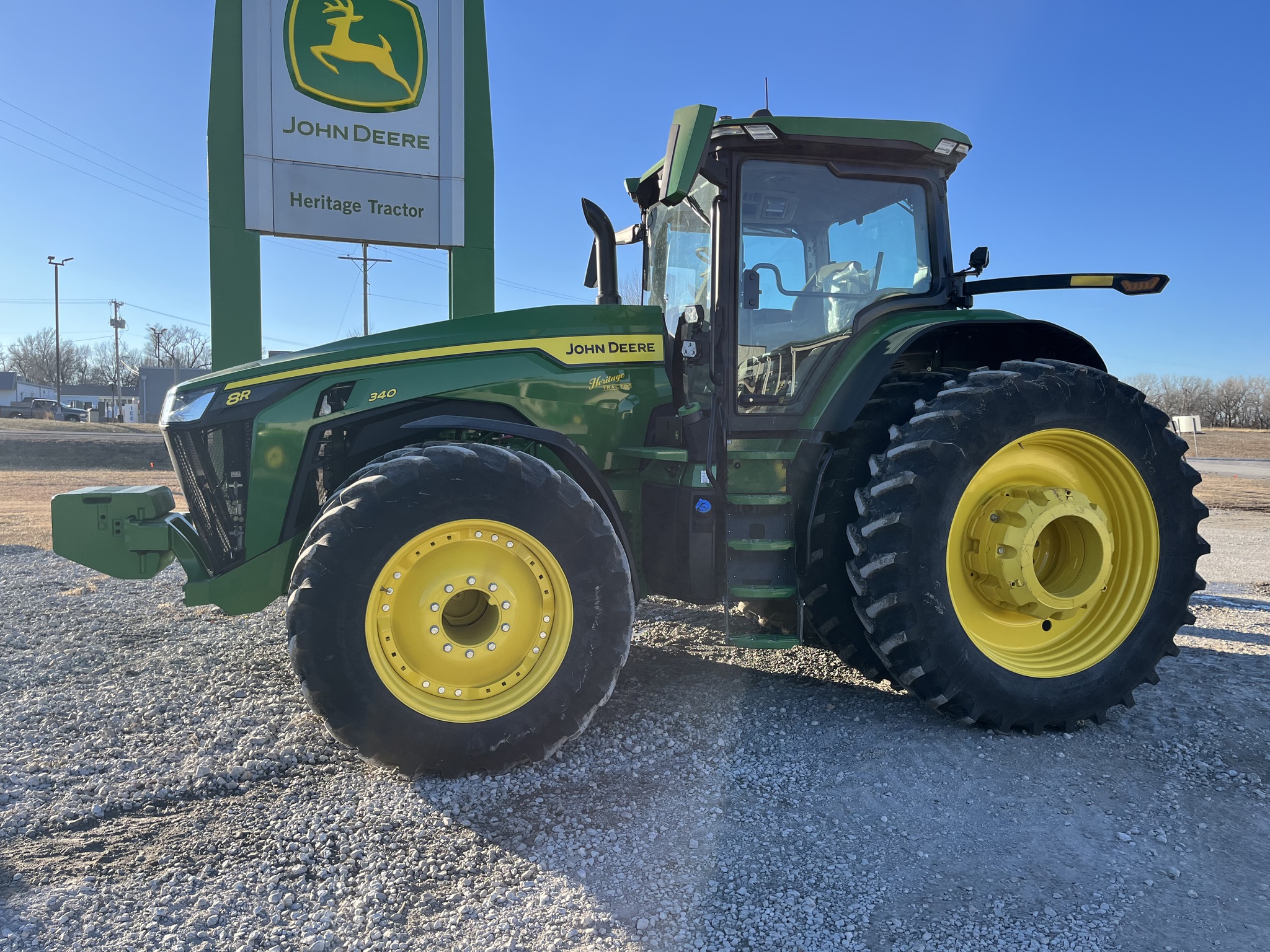  2024 John Deere 8R 340 at Heritage Tractor in Topeka, KS