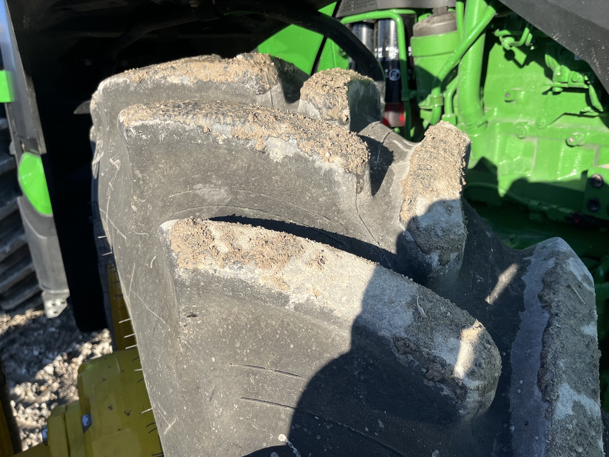  2024 John Deere 8R 340 at Heritage Tractor in Topeka, KS
