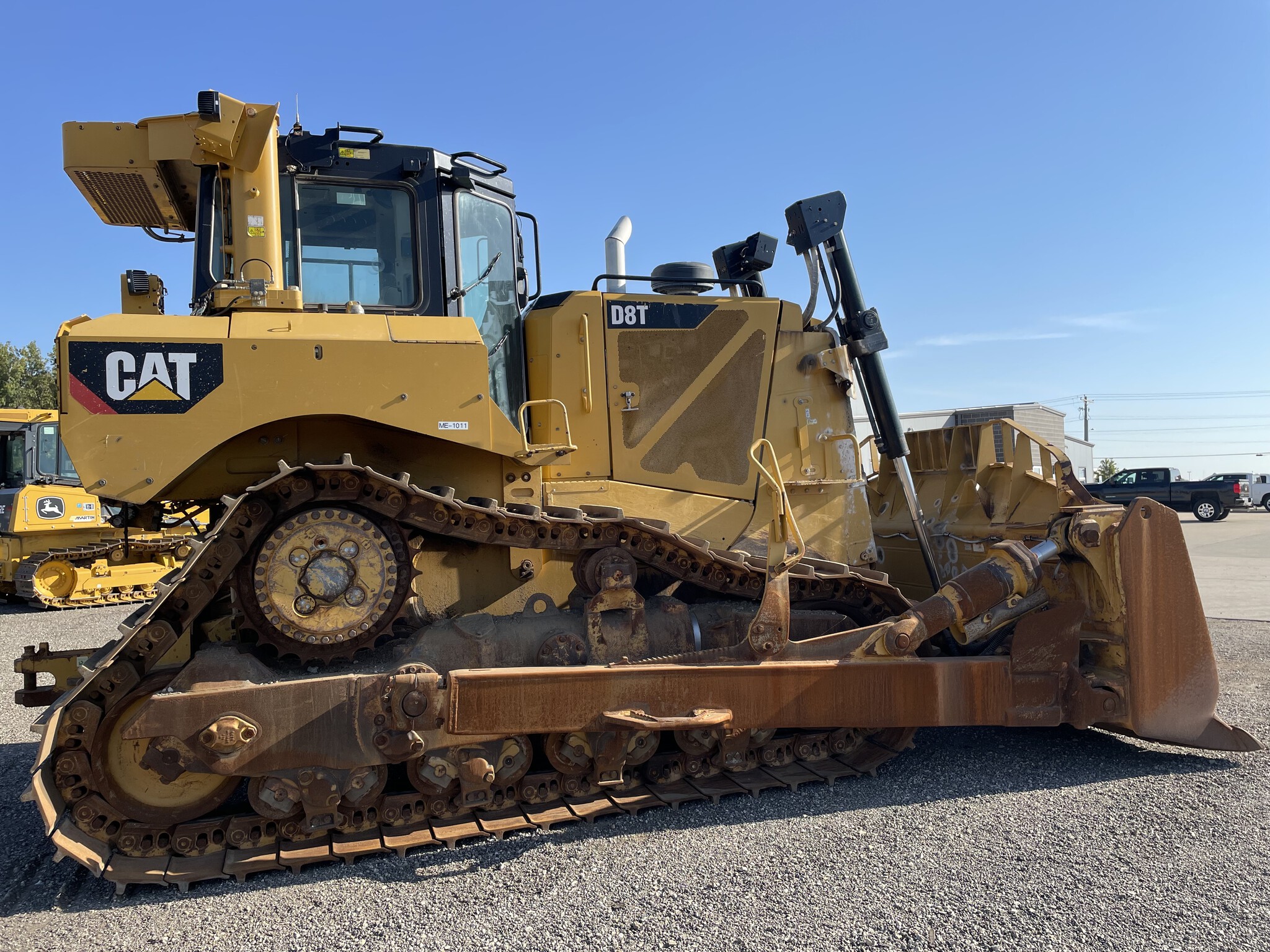 2016 Caterpillar D8T Image 1