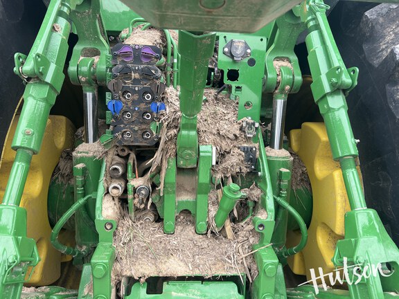 Photo of 2024 John Deere 8R 410