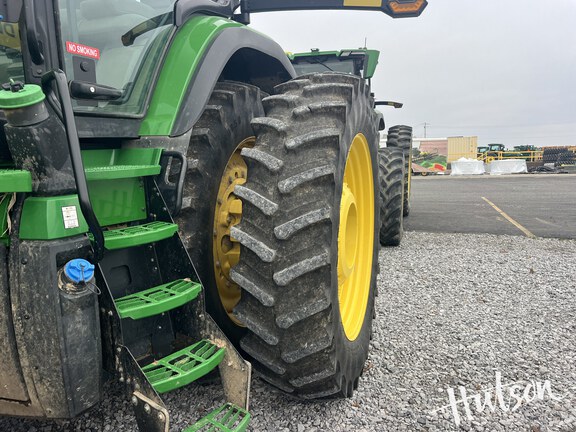 Photo of 2024 John Deere 8R 410