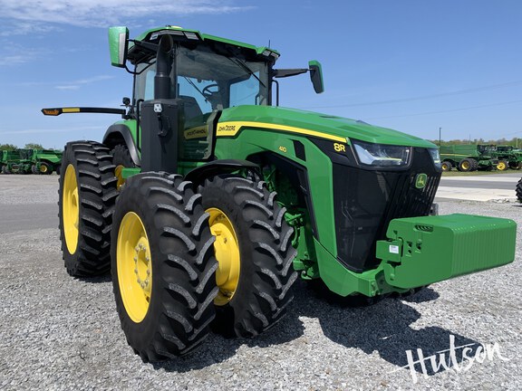 Photo of 2024 John Deere 8R 410