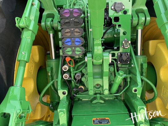 Photo of 2024 John Deere 8R 410