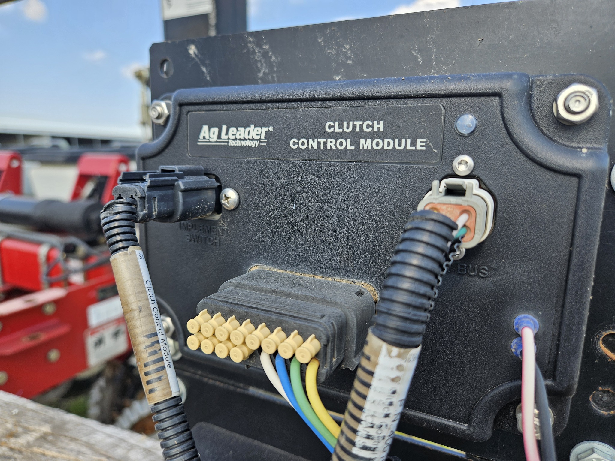 2006 White 8180 Image 12