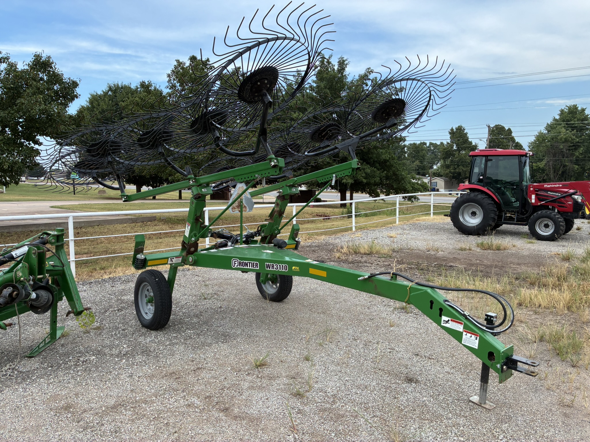 2018 Frontier WR3110 Image 6