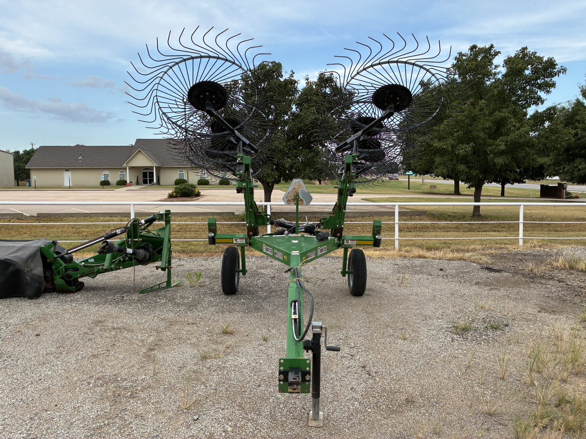 2018 Frontier WR3110 Image 7