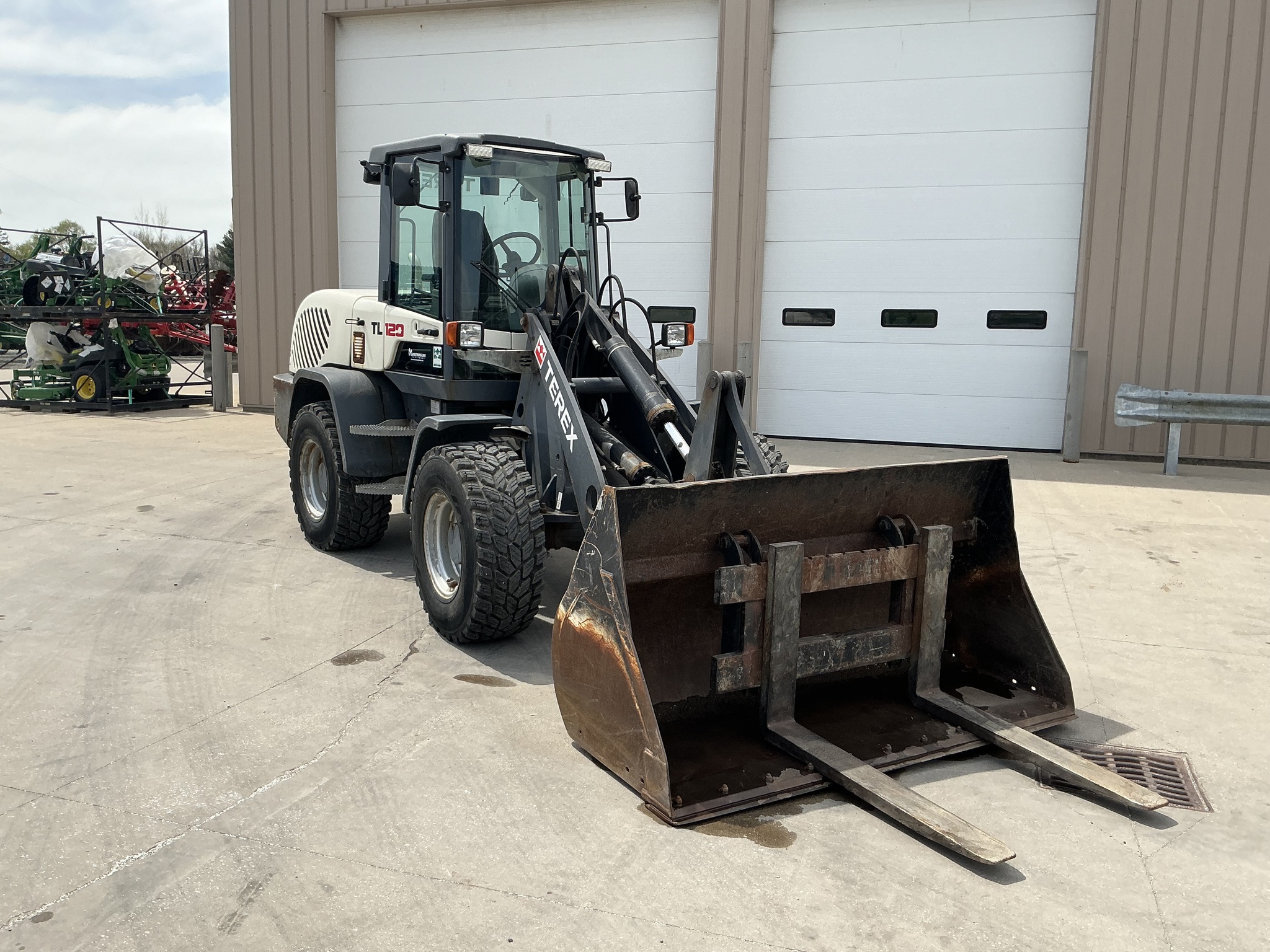 2015 Terex TL120 Image 1