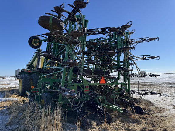 Used 2018 John Deere 1870 Air Drills and Seeders at Horizon Ag & Turf in Vermilion, AB - Photo7