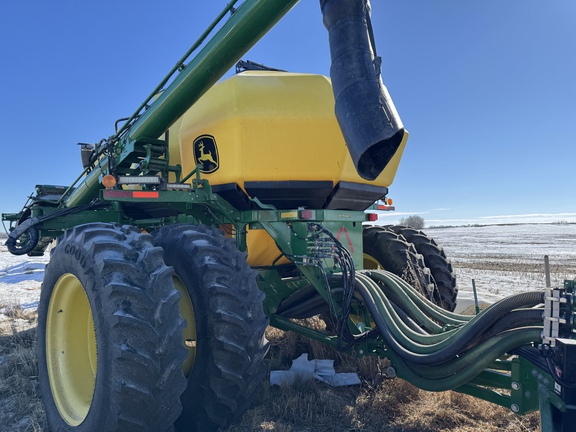 Used 2018 John Deere 1870 Air Drills and Seeders at Horizon Ag & Turf in Vermilion, AB - Photo20