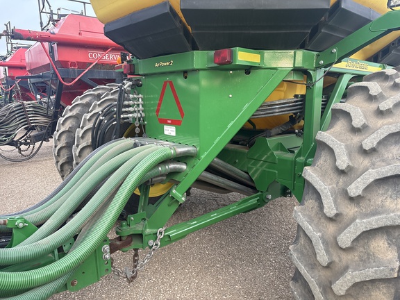 Used 2018 John Deere 1870 Air Drills and Seeders at Horizon Ag & Turf in Lloydminster, AB - Photo9