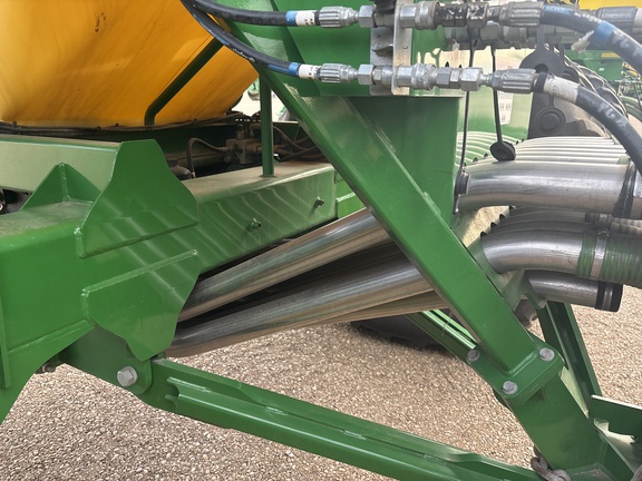 Used 2018 John Deere 1870 Air Drills and Seeders at Horizon Ag & Turf in Lloydminster, AB - Photo18
