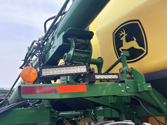 Used 2018 John Deere 1870 Air Drills and Seeders at Horizon Ag & Turf in Lloydminster, AB - Photo24