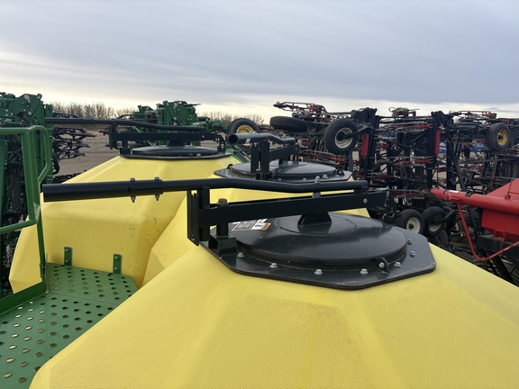Used 2018 John Deere 1870 Air Drills and Seeders at Horizon Ag & Turf in Lloydminster, AB - Photo26
