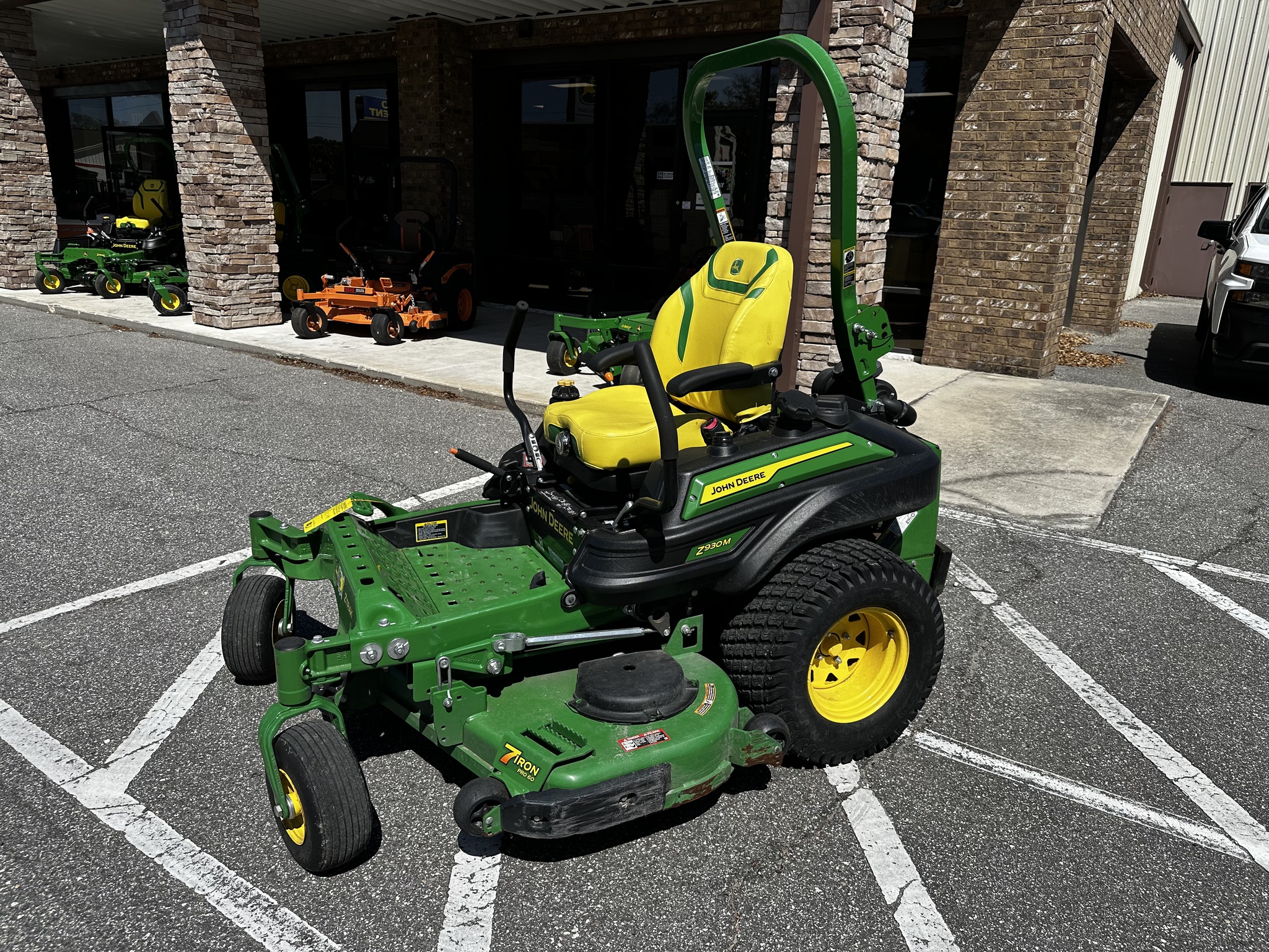 2024 John Deere Z930M Image 3