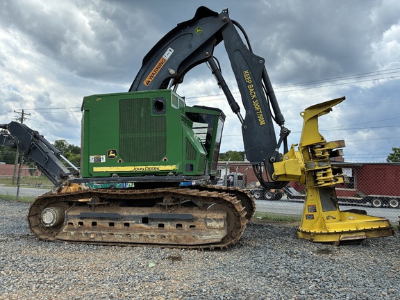 2019 John Deere 853M