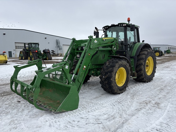  John Deere 6195M