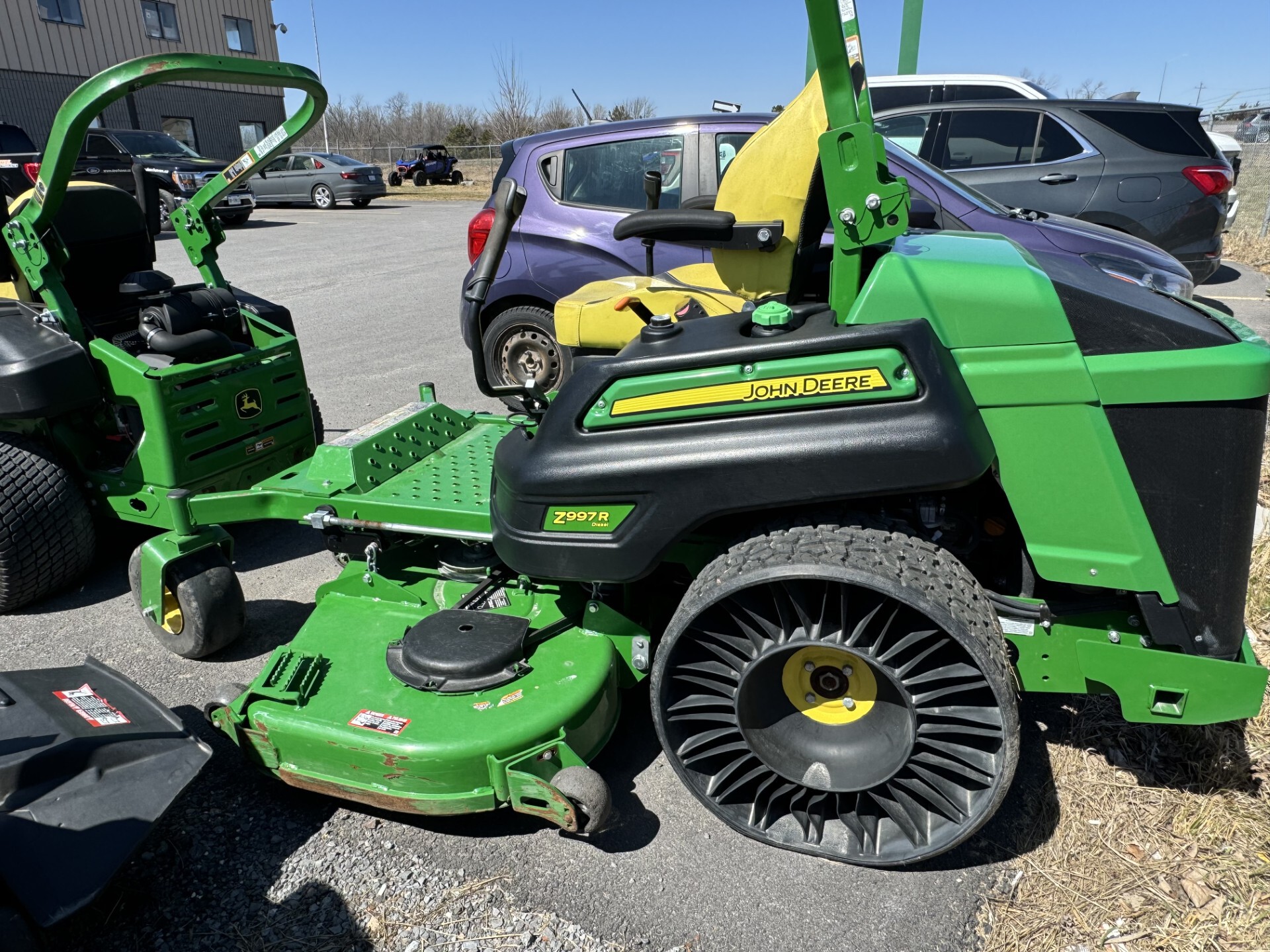 2022 John Deere Z997R Image 3