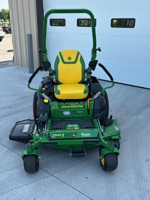 2024 John Deere Z545R Image 2
