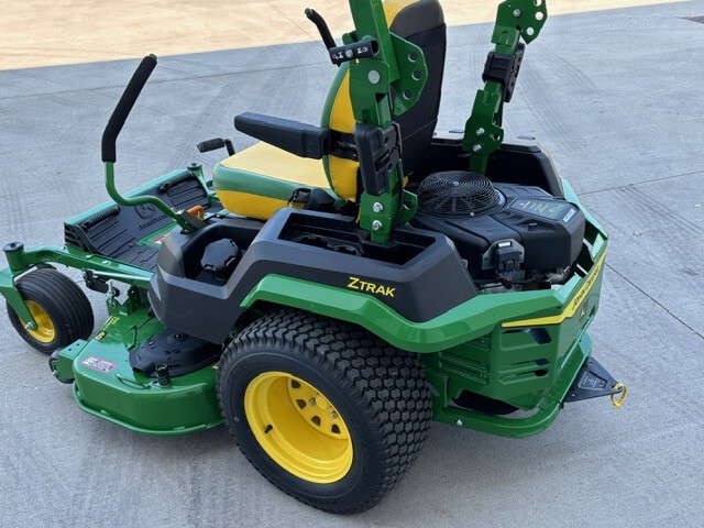 2024 John Deere Z545R Image 6