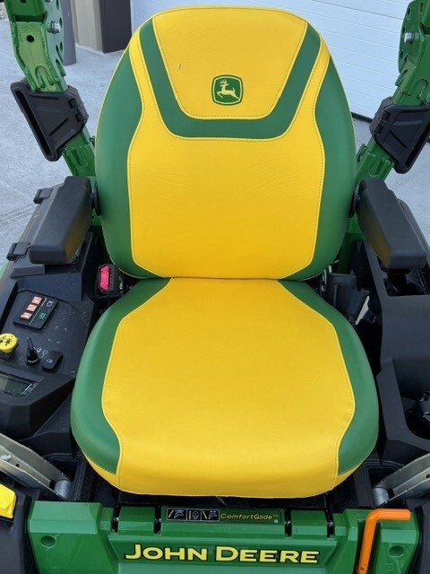 2024 John Deere Z545R Image 9
