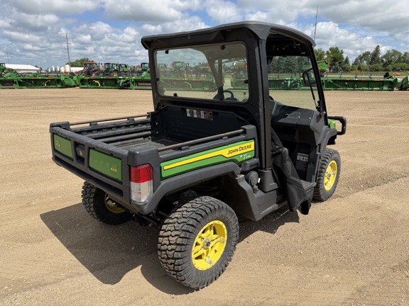 2023 John Deere XUV 835M - Photo3
