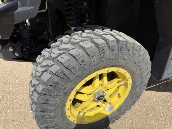 2023 John Deere XUV 835M - Photo10