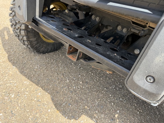 2023 John Deere XUV 835M - Photo18