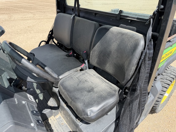 2023 John Deere XUV 835M - Photo19