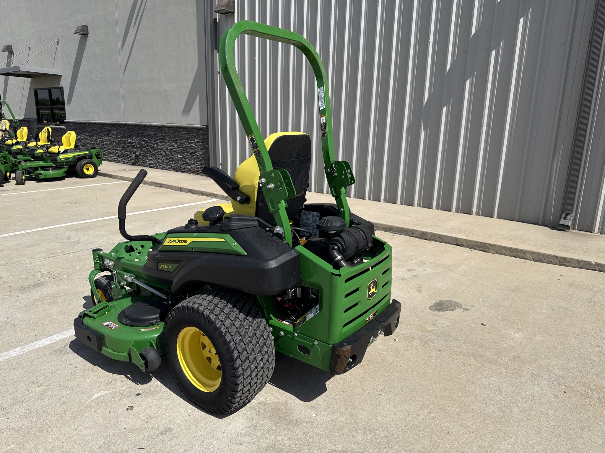 2024 John Deere Z920M Image 6