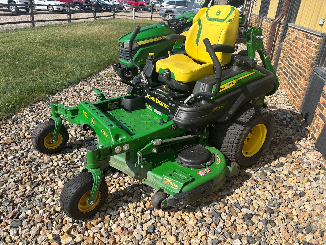  2023 John Deere Z920M at Heritage Tractor in Lacon, IL