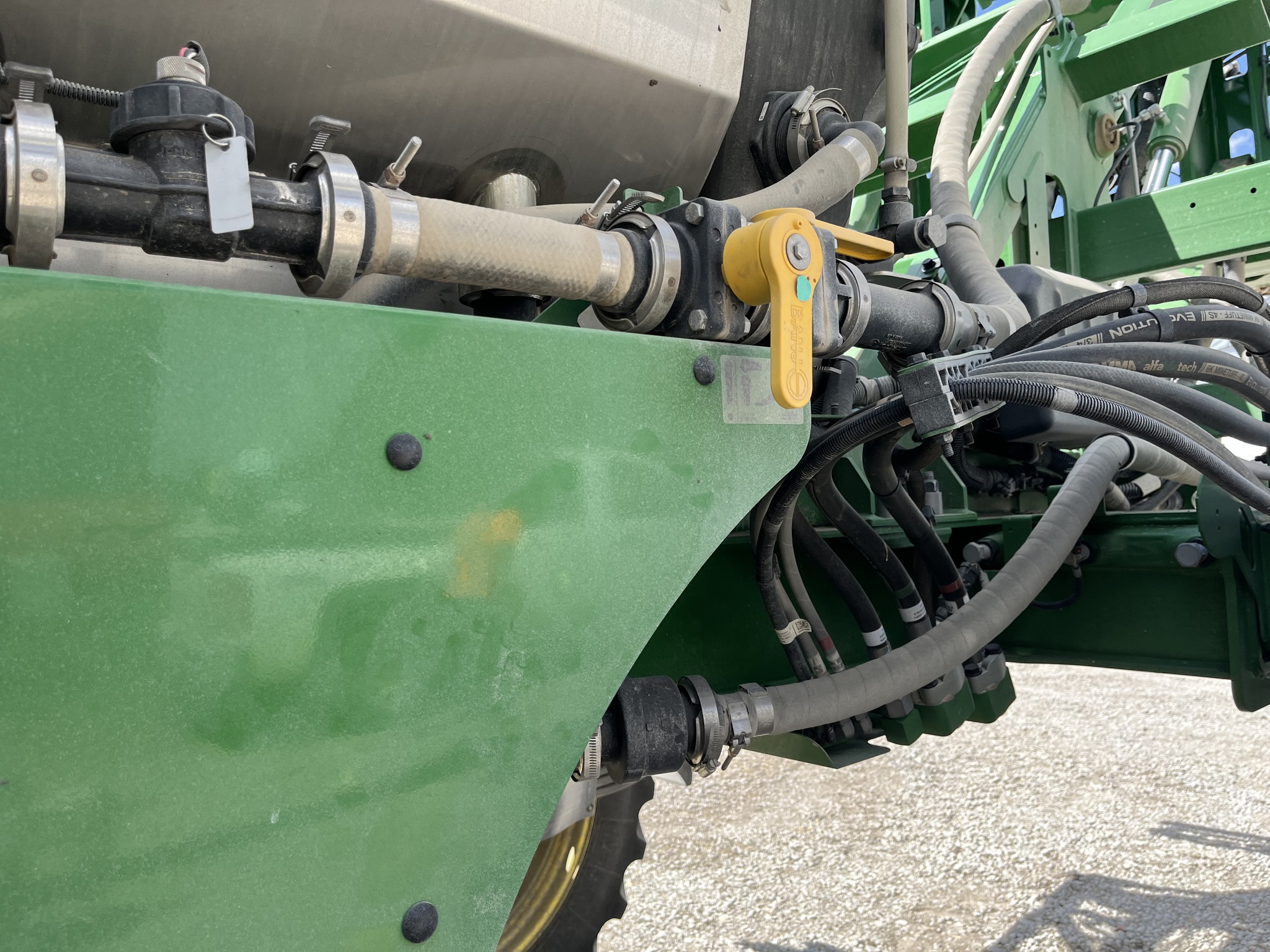  2025 John Deere 410R at Heritage Tractor in Seneca, KS