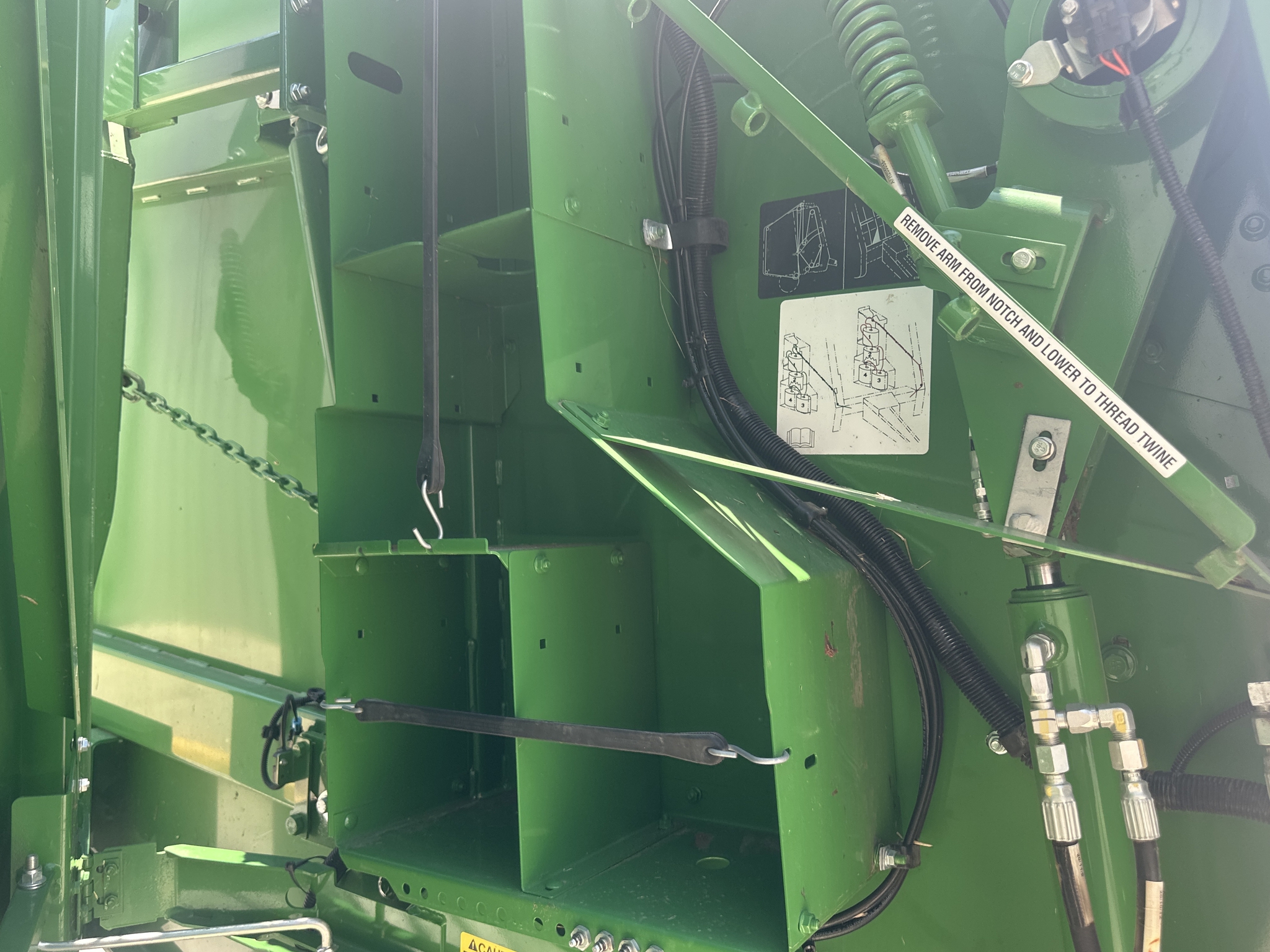 2021 John Deere 460R Image 16